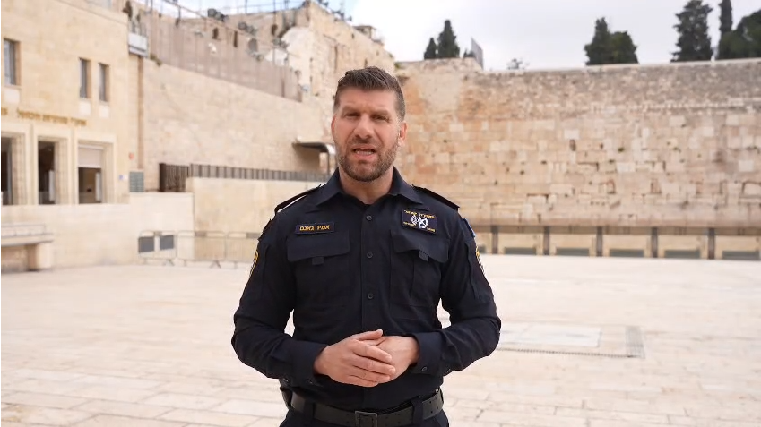 شرطة القدس ملتزمون بضمان حرية العبادة للجميع في الأماكن المقدسة 